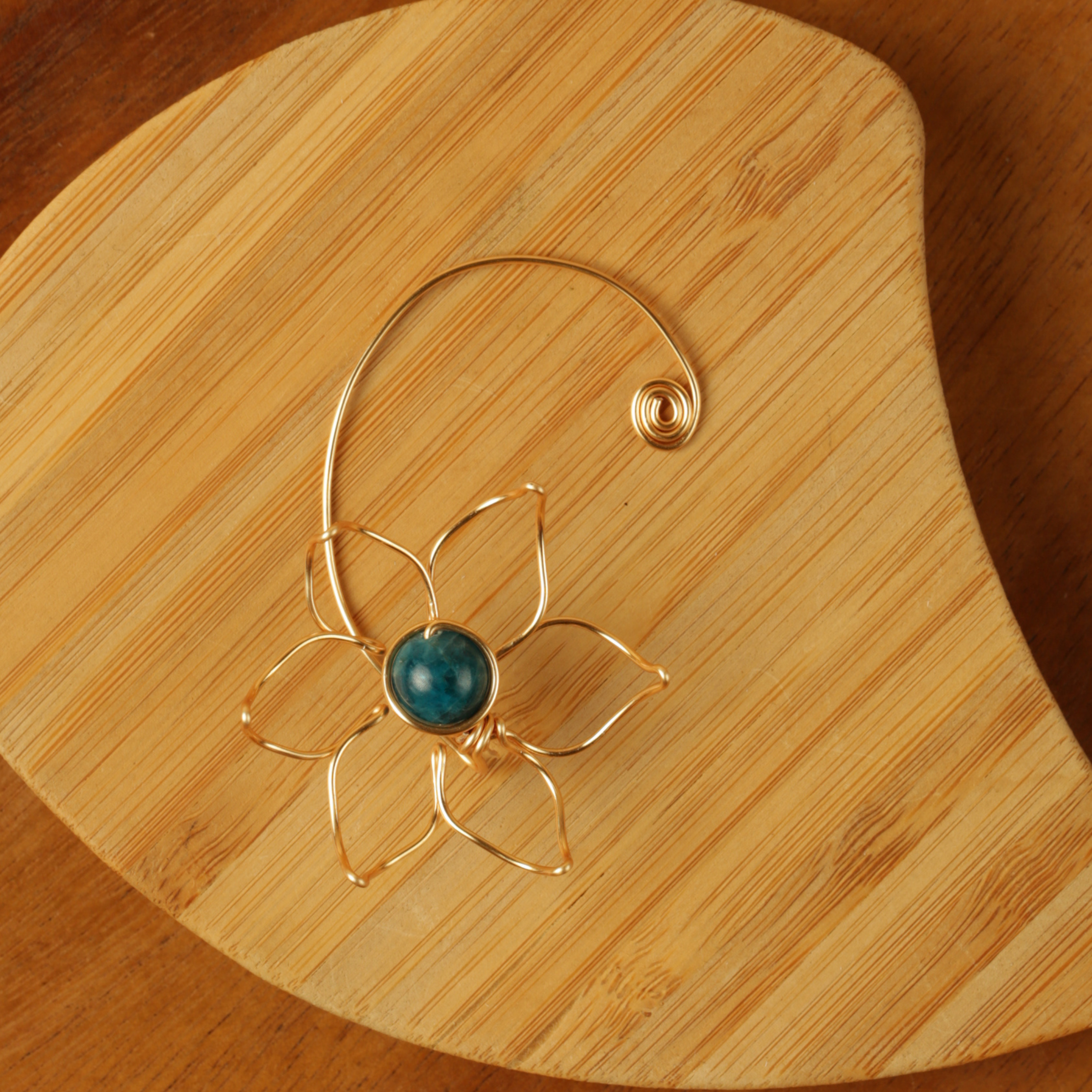 Pearl (Left Cuff)